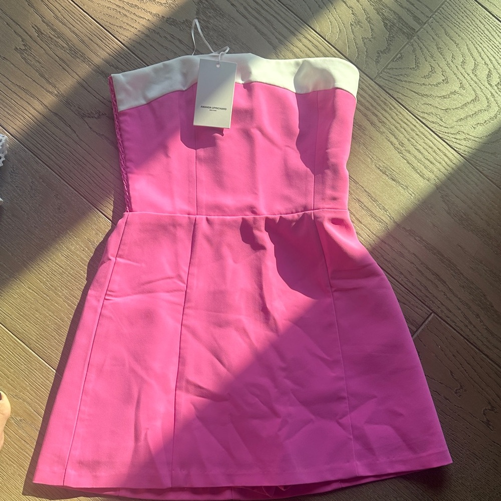 AMANDA UPRICHARD brand new! NWT Pink and White Dress - XS